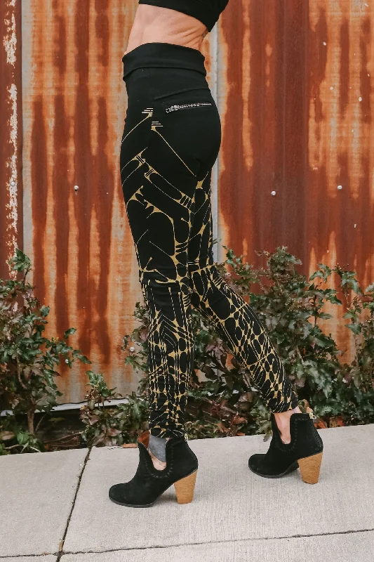 Arrow Leggings - Black/Gold Stylish Sweat-Proof Leggings