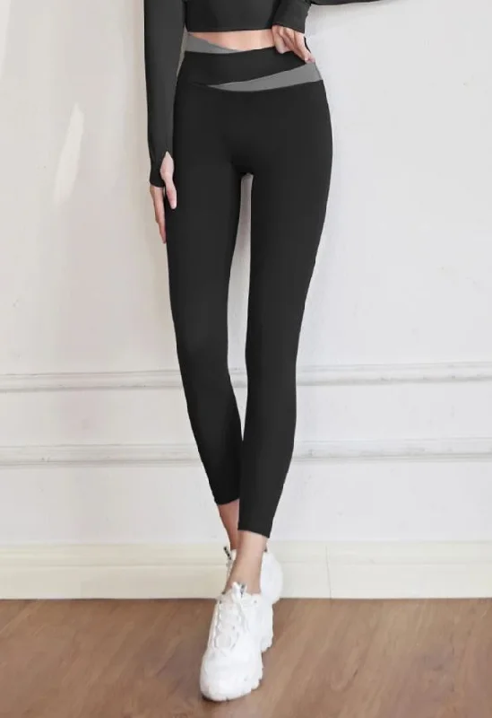 Women's Warm Fleece Leggings Fashionable Solid Color Tights