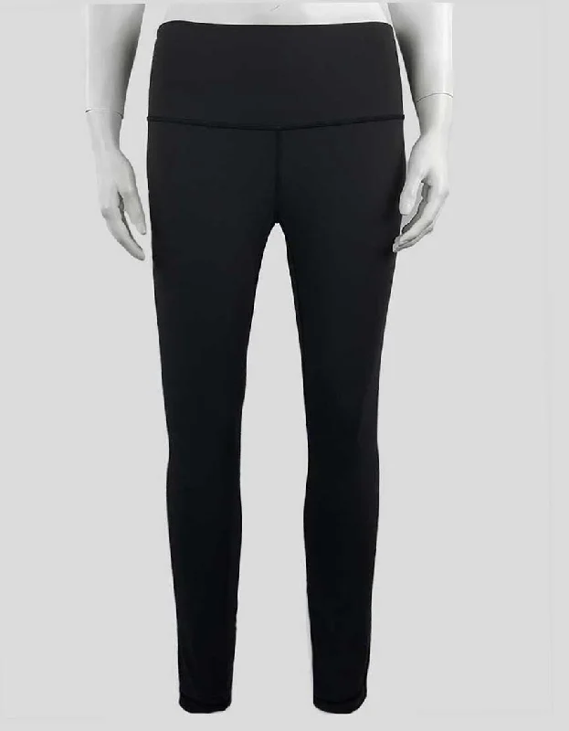 Lululemon Women's Medium Waisted Leggings In Dark Grey With Tonal Stitching Throughout Size 8 US Chic Floral Print Leggings Lululemon Women's Medium Waisted Leggings In Dark Grey With Tonal Stitching Throughout Size 8 US Chic Floral Print Leggings