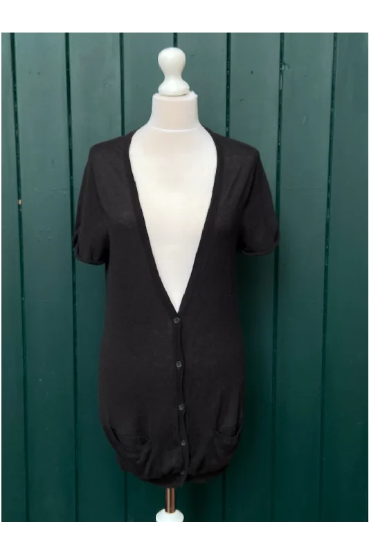 Re-Wear American Vintage Short Sleeve Long Cardigan Zippered Front Buttoned Front Snap Front Re-Wear American Vintage Short Sleeve Long Cardigan Zippered Front Buttoned Front Snap Front
