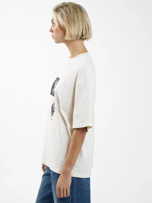 Dark Lily Oversized Tee - Heritage White